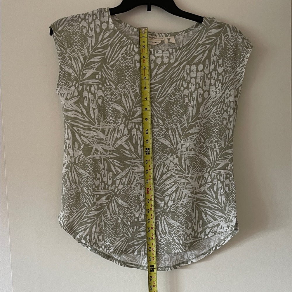 Christian Siriano Olive and White Patterned Blouse